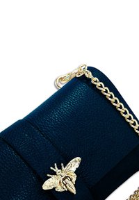 DrachenLeder Clutch - dunkelblau
