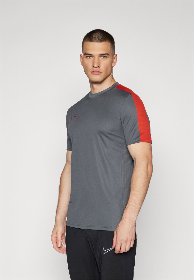 Nike Performance TOP  - Camiseta deportiva - iron grey/dragon red