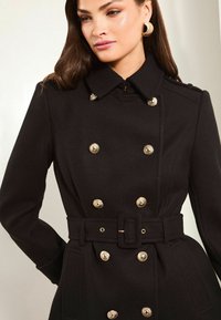 Lipsy REGULAR FIT  czarny