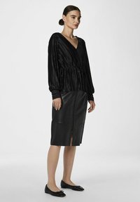 YAS YASSTORMA - Bluse - black