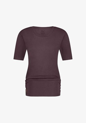 Lyhythihainen paita syvän burgundin värissä, joustavaa kangasta, jossa on pyöristetty kaula-aukko ja kimppuyleitys vyötäröllä.