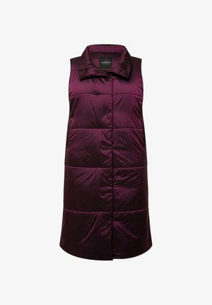 Fialová vycpaná vesta se širokým límcem, předním zapínáním na knoflíky a obdélníkovým prošíváním. Vyrobeno z lesklého, lehkého materiálu.