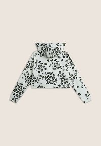 Hoodie cropped in pile bianco con stampa leopardata verde e nera. Presenta un cappuccio con coulisse e polsini a costine sulle maniche.