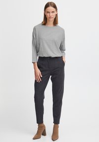 b.young BYPAMILA MID SLEEVE TSHIRT - Long sleeved top - grau