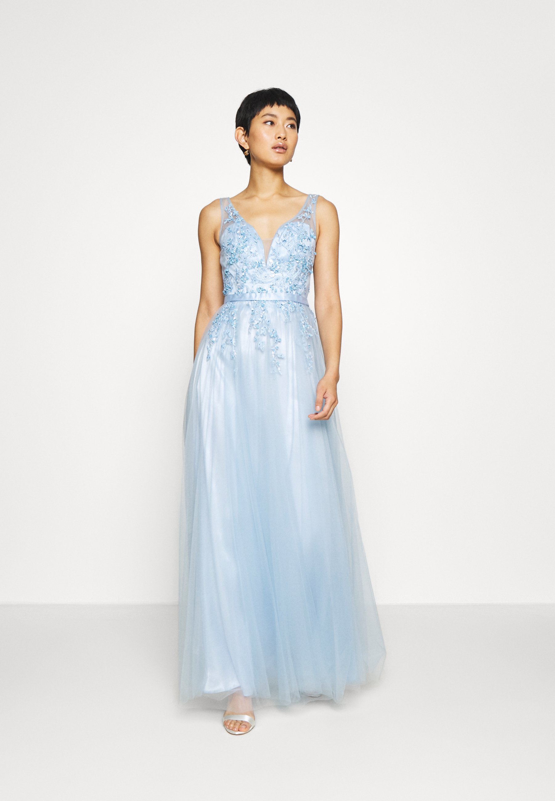 Luxuar Fashion Ballkleid Eisblau Hellblau Zalando De 