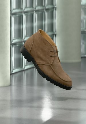 Valentino, Μποτάκια με κορδόνια - cognac