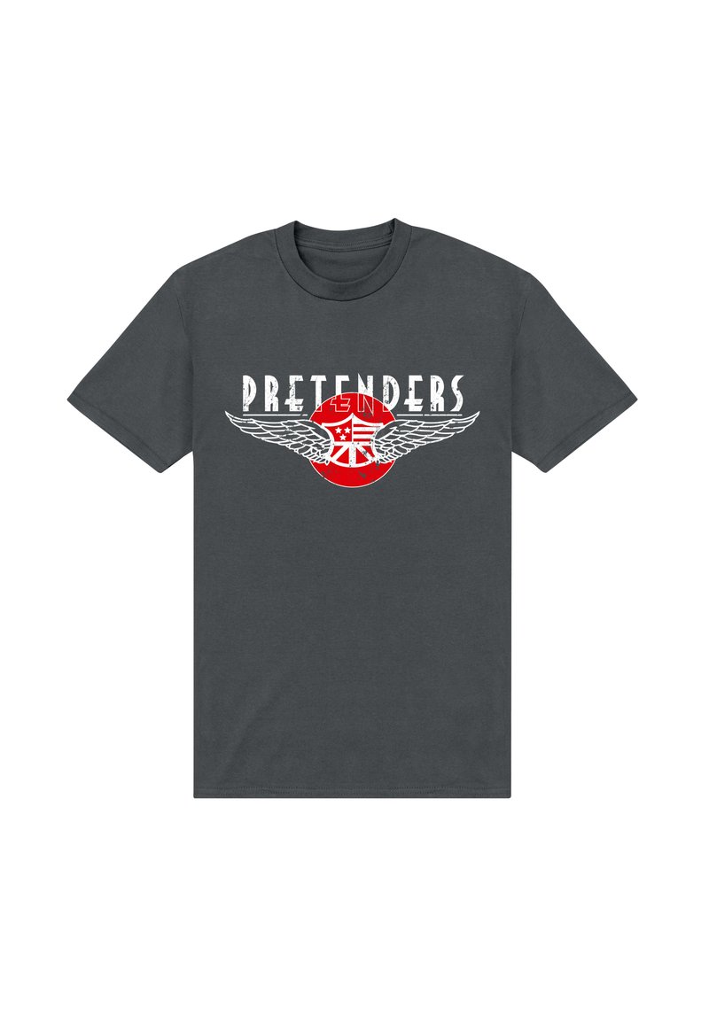 Donkergrijze katoenen t-shirt met de tekst "PRETENDERS" en witte vleugels met een rood cirkelontwerp in het midden. Korte mouwen, ronde hals.