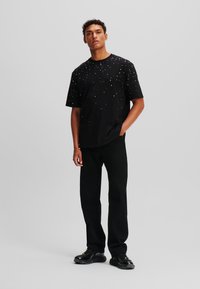 KARL LAGERFELD DEGRAD - Potiskana majica - black