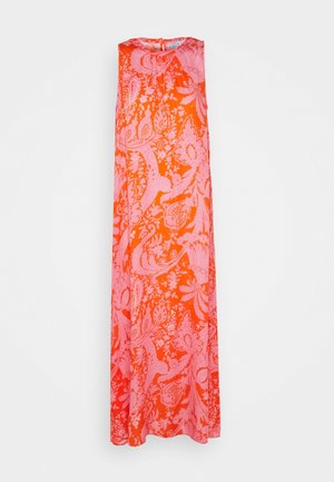 Ärmelloses langes Kleid in leuchtendem Orange mit rosa Blumenmuster, fließender Stoff, gerader Schnitt undverschlussdetail am Rücken.