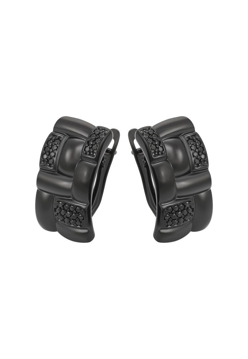 Sorte clip-on øreringe med et skulpturelt design, der har glatte og teksturerede sektioner, accentueret med detaljer i sorte krystaller.