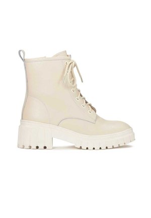 Enkellaarsjes met plateauzool - off-white