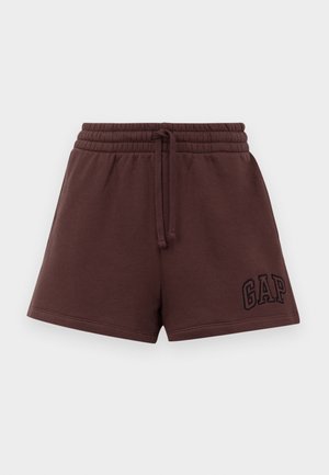 Brune bomullsshorts med elastisk midje, snøring og brodert "GAP" logo på venstre frontkant. Flat front og uformell design.