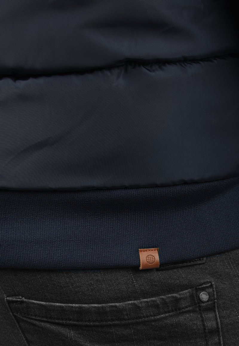 Herren Leichte Jacken | Blend BHFREDERICO Winterjacke navy/dunkelblau - FC45584 Herren Leichte Jacken | Blend BHFREDERICO Winterjacke navy/dunkelblau - FC45584