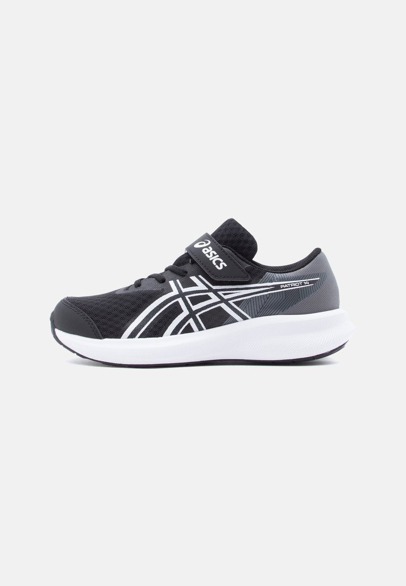 Μαύρο και γκρι παπούτσι τρεξίματος Asics Patriot 14 με λευκή σόλα και λευκή λωρίδα λογότυπου στο πλάι, με λουράκι Velcro πάνω από τα κορδόνια.