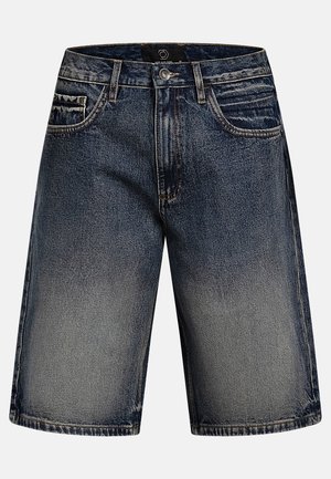 Τζιν σορτς σε σκούρο μπλε με ξεθωριασμένες περιοχές, διαθέτει εμπρόσθιο κουμπί, φερμουάρ, θηλιές για ζώνη και σχέδιο με πέντε τσέπες.