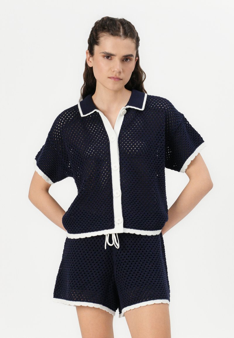 Short Cargo GAP Bleu Marine – Taille 32W – Neuf Avec étiquette – 100% Coton