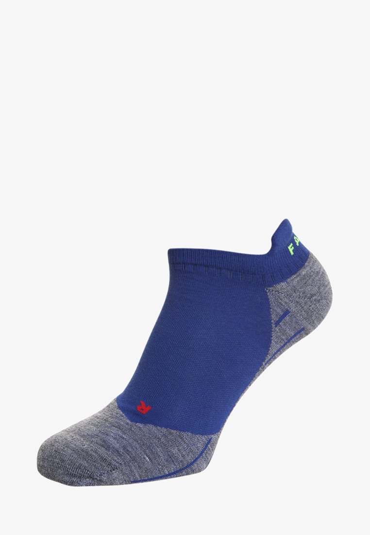 Calzino sportivo quick-dry della Marina con tallone imbottito grigio, marchio rosso e design senza cuciture. Lunghezza alla caviglia con polsino a coste per il massimo comfort.