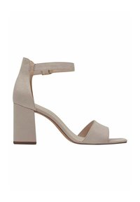 Beige Wildleder-Absatzsandalen mit einem breiten Riemen über den Zehen, einem Knöchelriemen mit einer Schnalle und einem Blockabsatz. Glatte Textur und minimalistisches Design.