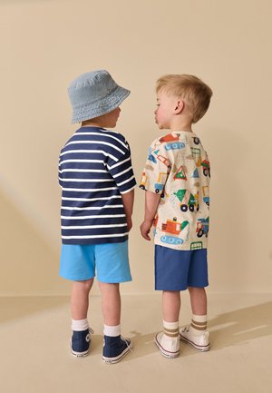 Next, REGULAR FIT - SHORT SLEEVE T-SHIRT AND SHORTS SET 2 PACK  . - Tracksuit bottoms - blue/white digger