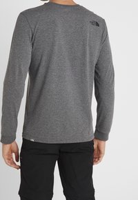 The North Face Långärmad tröja - mottled grey