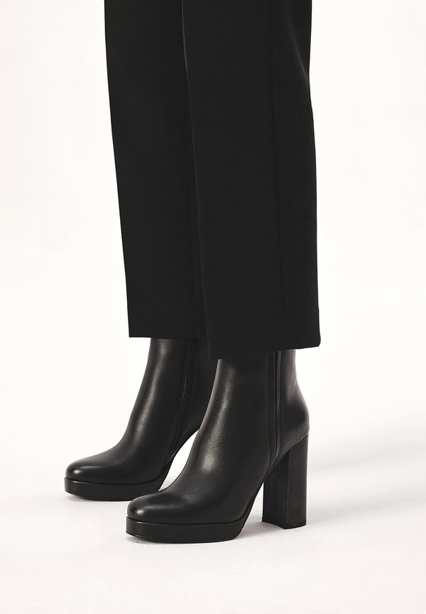 FERN - High Heel Stiefelette