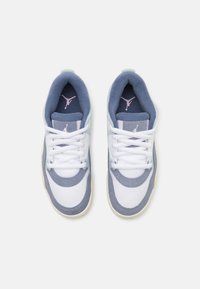Jordan Trainers white/prism pink/diffused blue/ashen slate