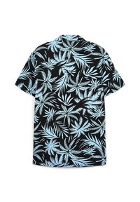 Camicia a maniche corte in tessuto nero con un motivo di foglie tropicali blu, con vestibilità comoda e colletto standard.