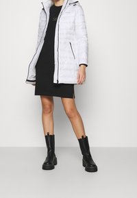 Calvin Klein Vinterkappa /-rock - off-white
