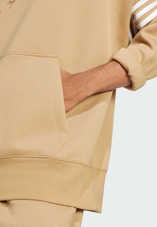 NEU - Sweatshirt - cardboard3