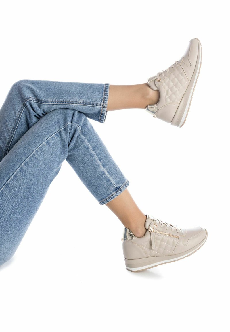 XTI Zapatillas - beige