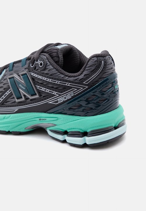 New Balance 1906 UNISEX - Trainers - black metallic/deep end — foto 6