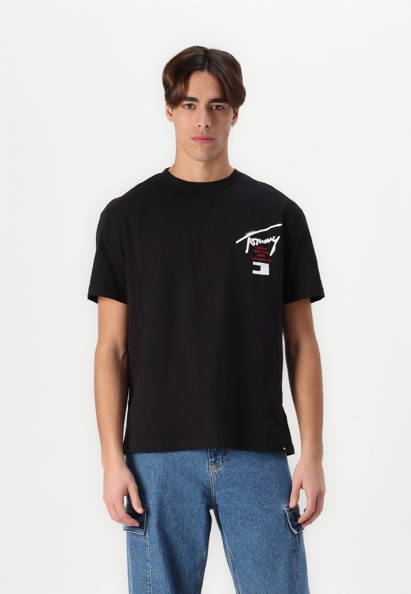 Tommy Jeans GRAFFITI TEE UNISEX - Marškinėliai su spaudiniu - black