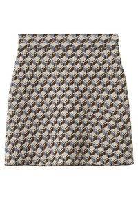 Jupe longueur genou avec motif géométrique de cubes dans des tons marron, beige et bleu, avec une taille ajustée et une forme légèrement évasée.