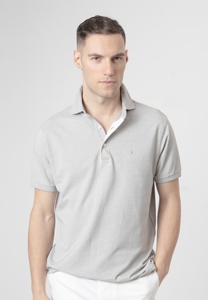 PuroEgo, Polo - gris
