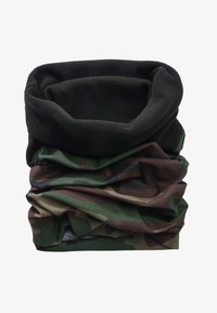 Neizvēlēts, woodland