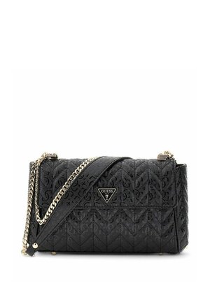 Sac à main matelassé noir Guess avec bandoulière chaîne dorée et plaque logo triangulaire sur le devant.