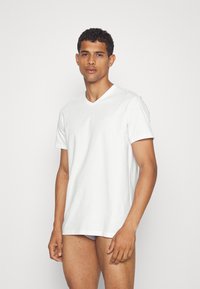 BOSS COMFORT 2 PACK - Podkoszulki