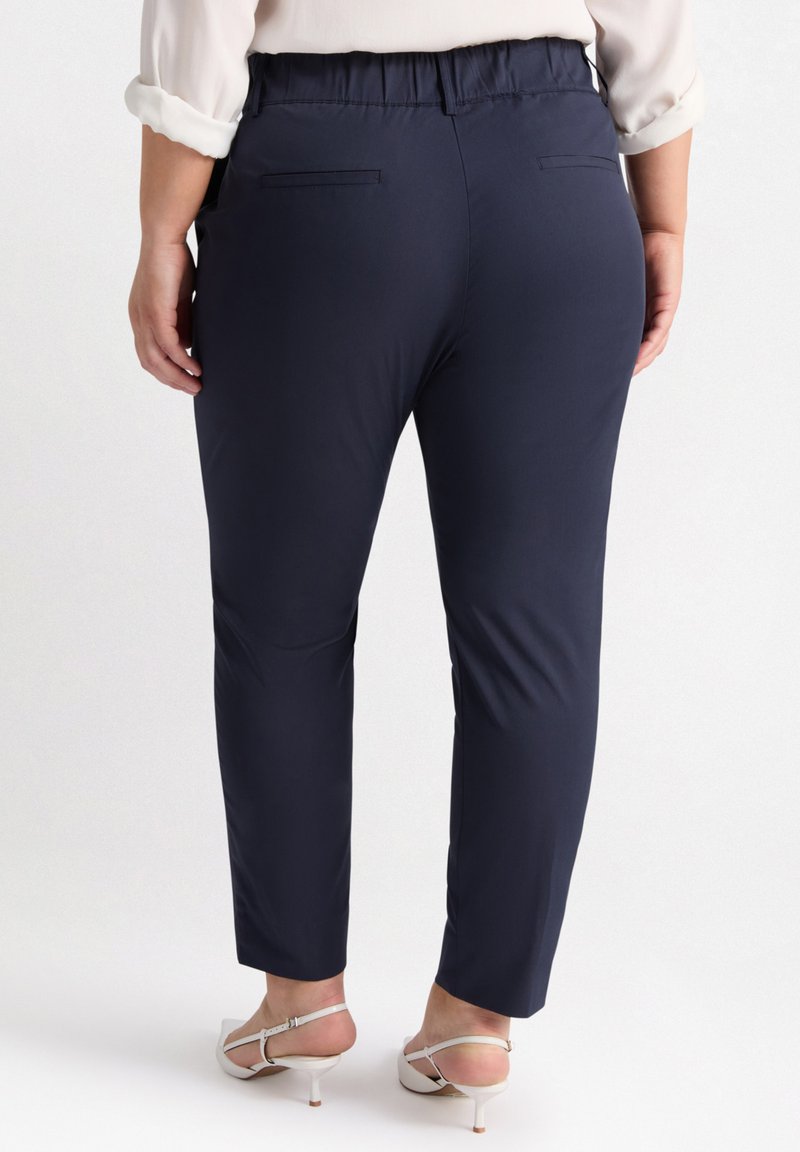 Fiorella Rubino DRITTI Chino blu