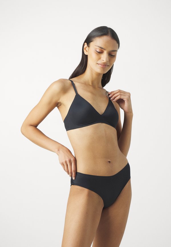 SVEA LIGHT - Triangle bra3