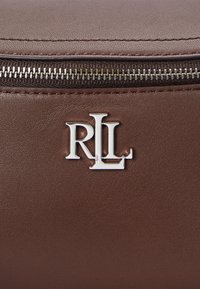 Lauren Ralph Lauren LEATHER MARCY BELT BAG - Skulderveske - dark mahogany