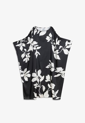 Čierny látkový kaftan s veľkými bielymi kvetinovými vzormi, vo voľnom, prúdiacom strihu s viazaním na ramenách.