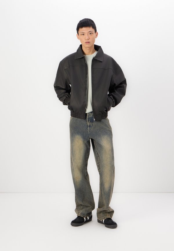 TWIST - Loose Jeans4