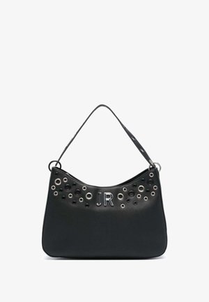 Borsa a tracolla in pelle nera con silhouette curva, dotata di occhielli metallici e delle lettere "JR" in argento, e tracolla removibile.