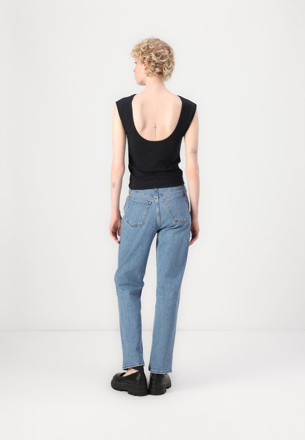 Ultra High Rise 90s Straight Jean - Straight leg jeans - med process4