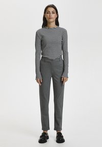 Karen by Simonsen CANDACEKB - Pitkähihainen paita - gray melange/night sky stripe