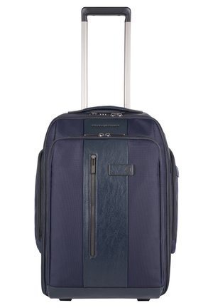 Borsa da viaggio a rotelle di colore navy, realizzata in tessuto resistente con una finitura testurizzata, dotata di un pannello in pelle a contrasto, doppi zip e manico estensibile.