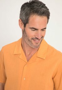 JP1880 SHORT SLEEVE - Camisa - apricot