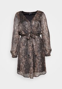 Robe à imprimé léopard noir et marron avec de longues manches bouffantes, décolleté en V, taille cintrée avec un lien, et un ourlet fluide. Tissu texturé.