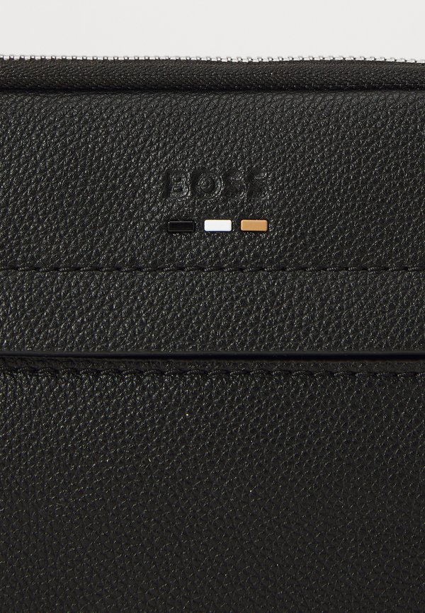 RAY ORIZZONTAL - Bum bag3