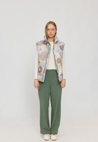Mazine Hanska - Weste - mushroom printed